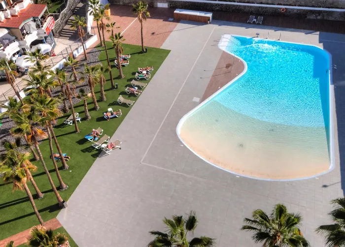 Chloe * 플라야 델 잉글스